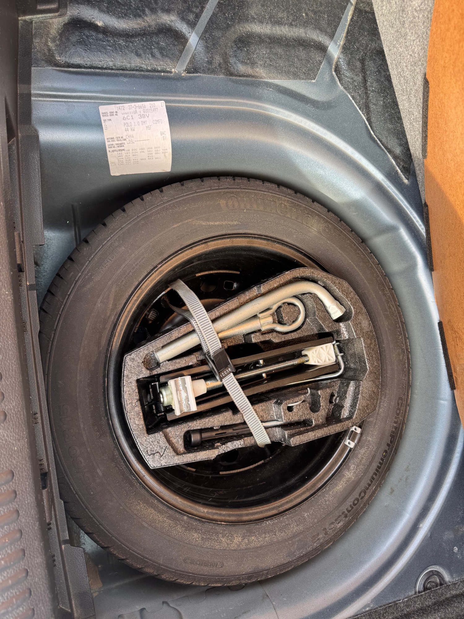 Used Volkswagen Polo 2015 for sale - 77570277: Photo 12