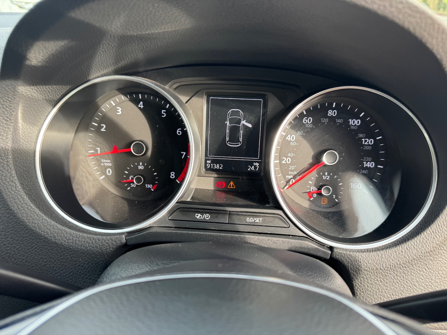 Used Volkswagen Polo 2015 for sale - 77570277: Photo 22