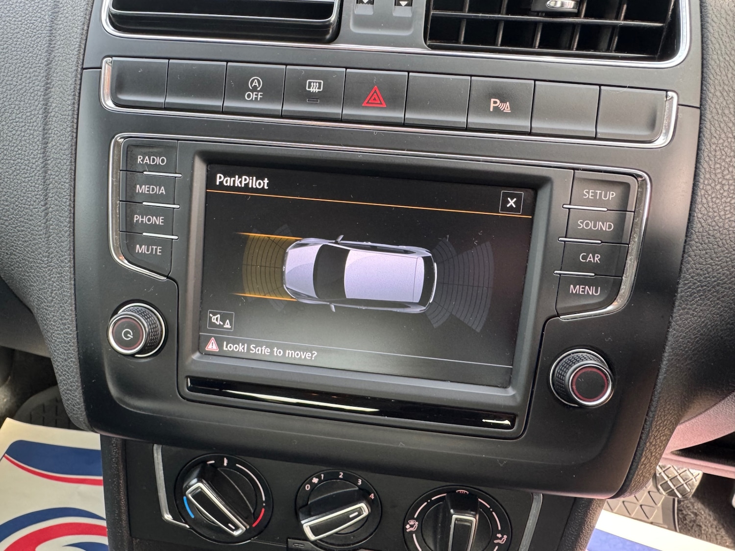 Used Volkswagen Polo 2015 for sale - 77570277: Photo 23