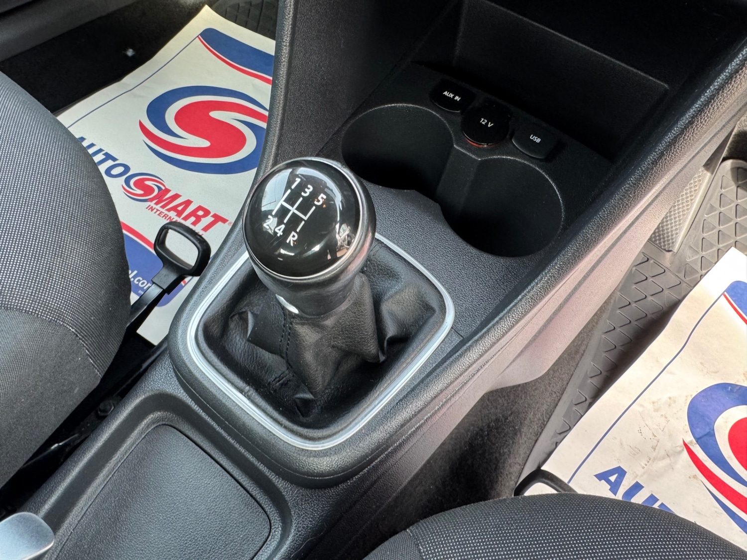 Used Volkswagen Polo 2015 for sale - 77570277: Photo 25