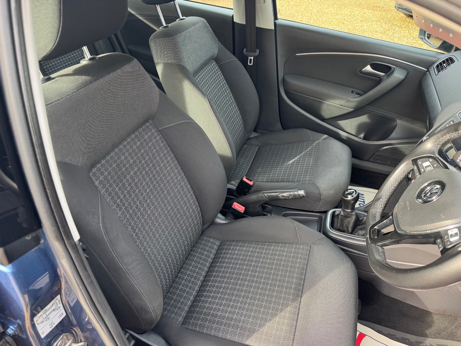 Used Volkswagen Polo 2015 for sale - 77570277: Photo 26