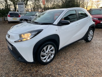 Used Toyota Aygo X 2023 for sale - 76682535: Photo