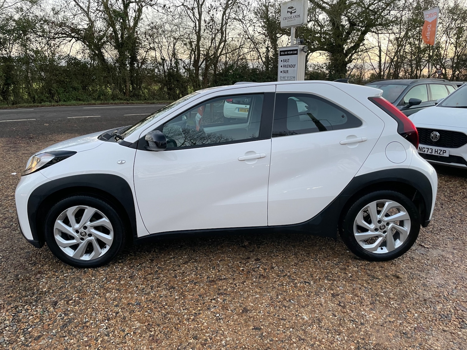 Used Toyota Aygo X 2023 for sale - 76682535: Photo 4