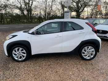 Used Toyota Aygo X 2023 for sale - 76682535: Photo