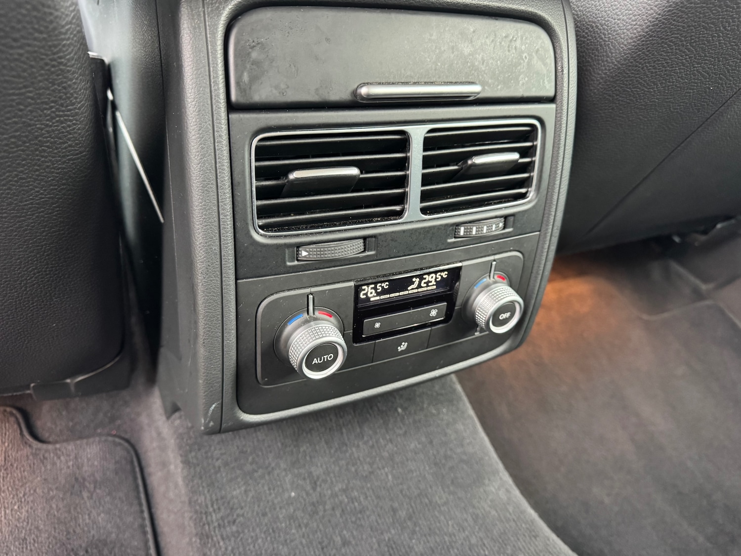 Used Volkswagen Touareg 2015 for sale - 77124060: Photo 10