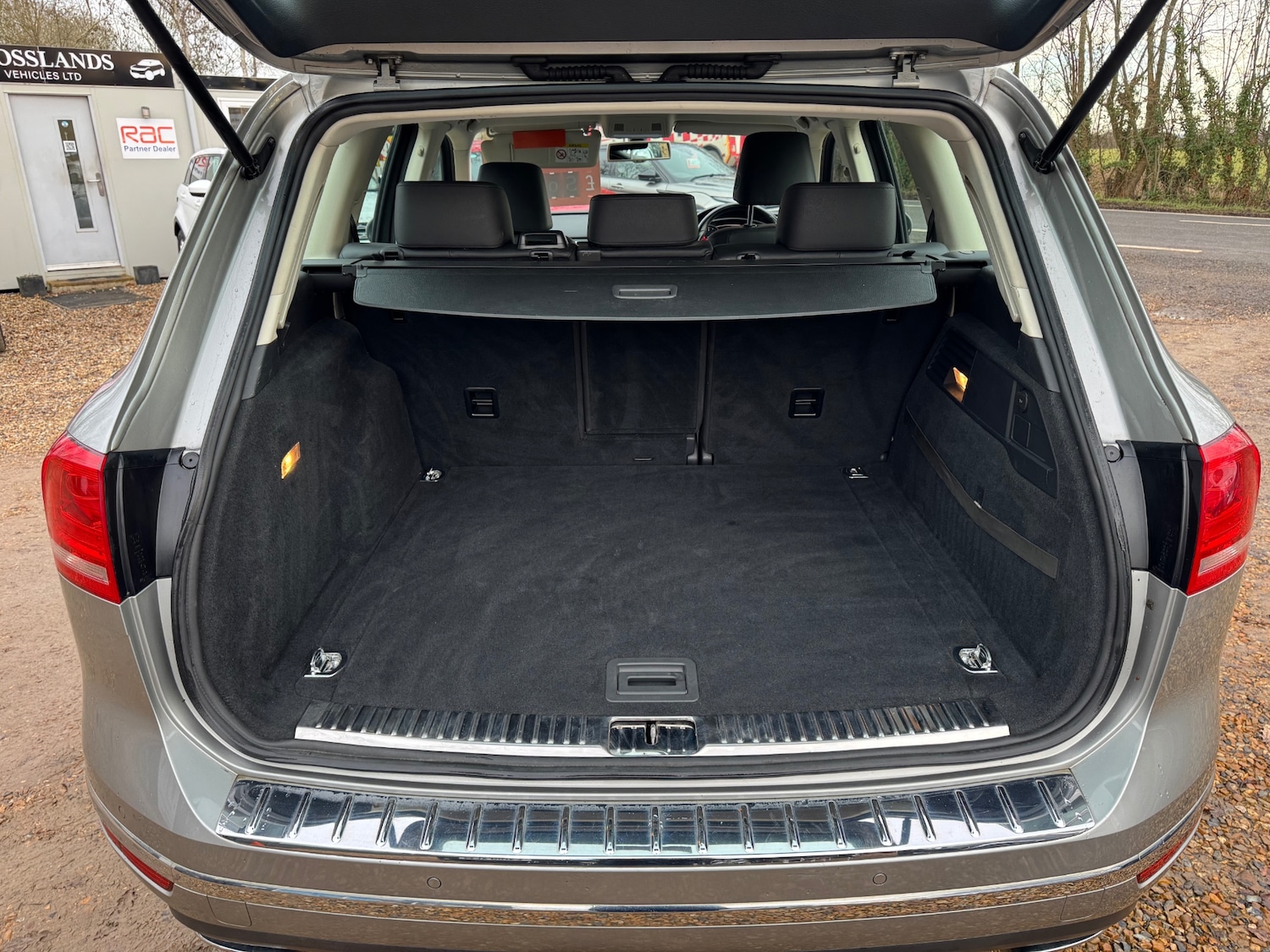 Used Volkswagen Touareg 2015 for sale - 77124060: Photo 13