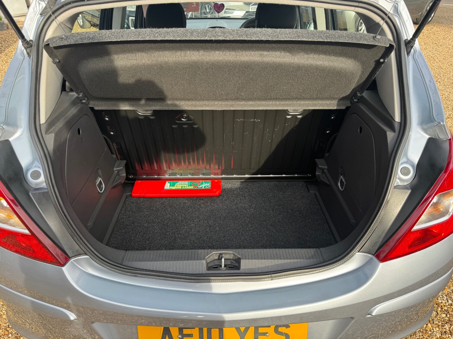 Used Vauxhall Corsa 2010 for sale - 77877402: Photo 10