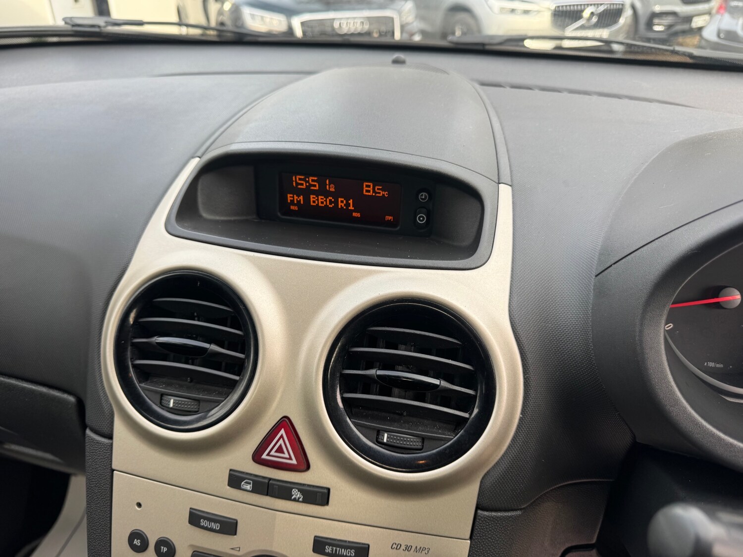 Used Vauxhall Corsa 2010 for sale - 77877402: Photo 18