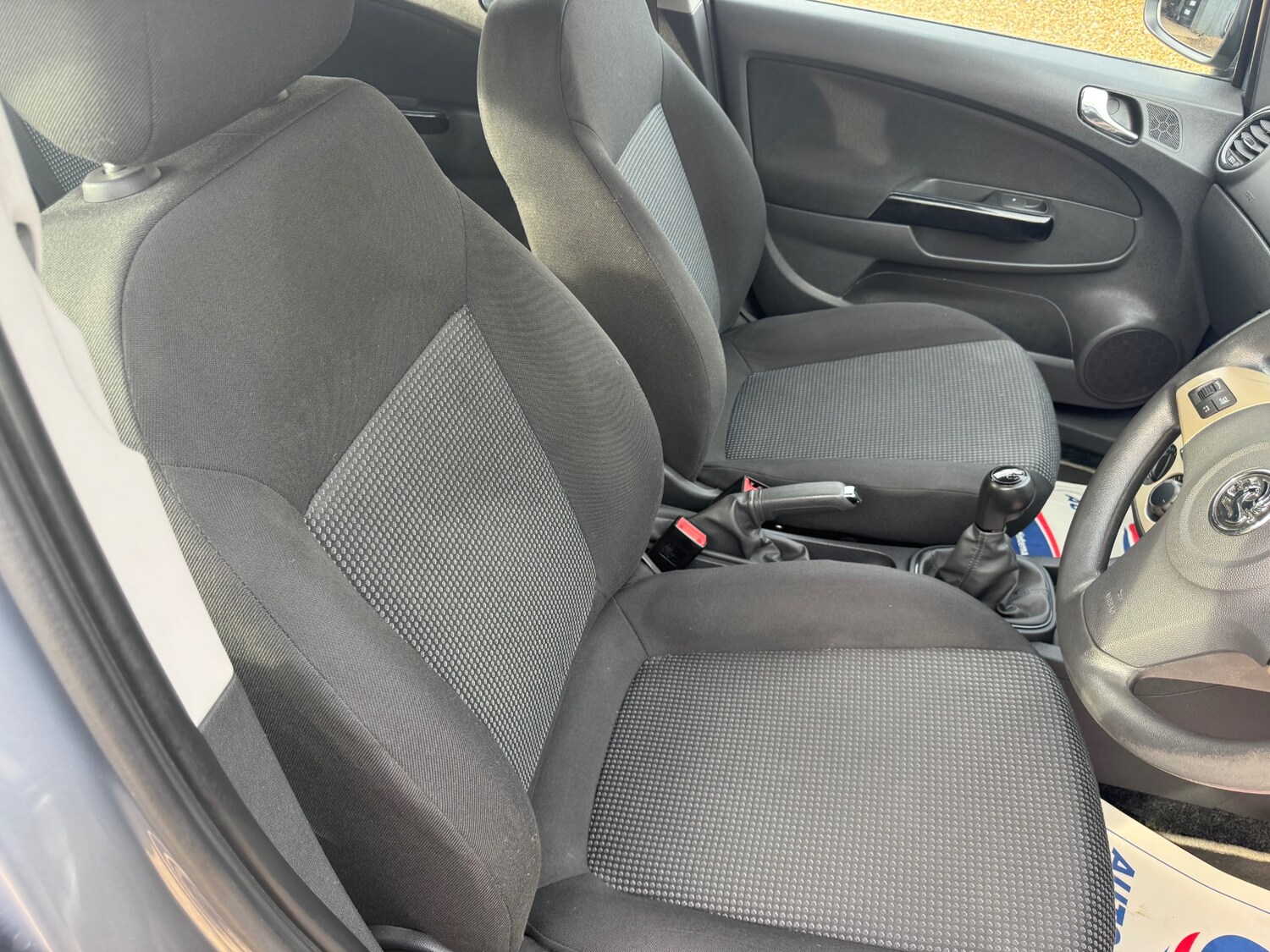 Used Vauxhall Corsa 2010 for sale - 77877402: Photo 20