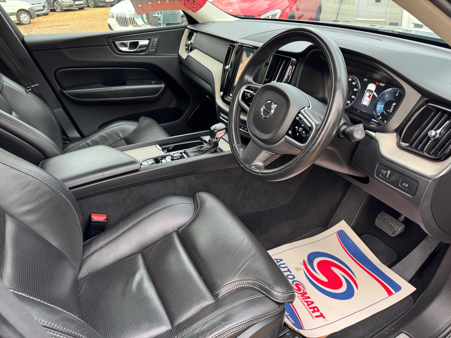 Used Volvo XC60 2018 for sale - 77198087: Photo 21