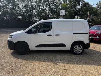 Used Citroen Berlingo 2020 for sale - 79230459: Photo