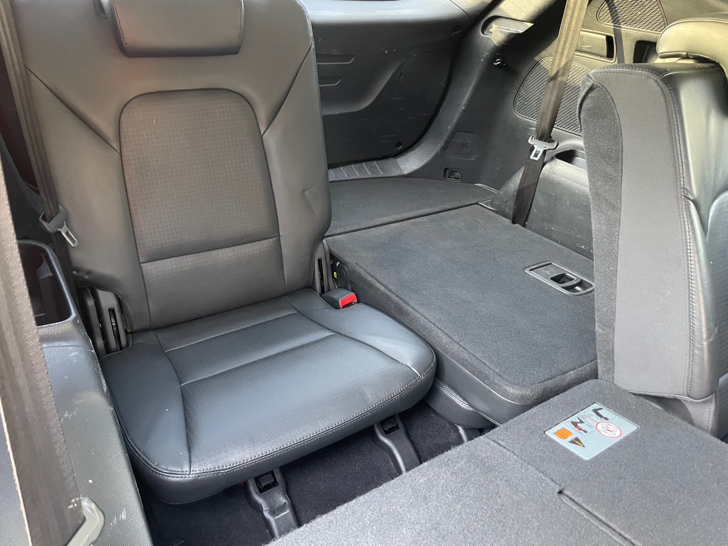 Used Hyundai Santa Fe 2013 for sale - 76709916: Photo 17