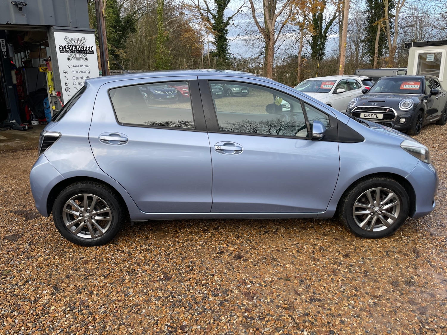 Used Toyota Yaris 2014 for sale - 76859607: Photo 13