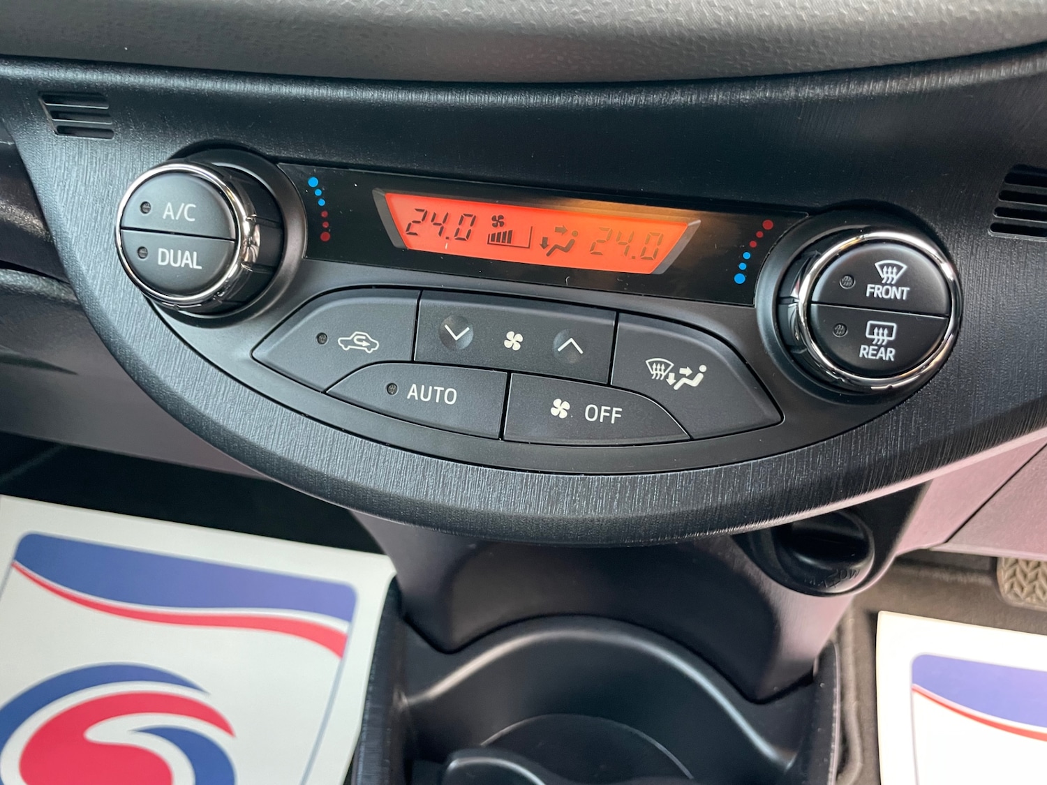 Used Toyota Yaris 2014 for sale - 76859607: Photo 22