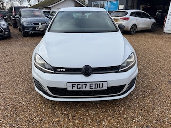 Used Volkswagen Golf 2017 for sale - 77418430: Photo