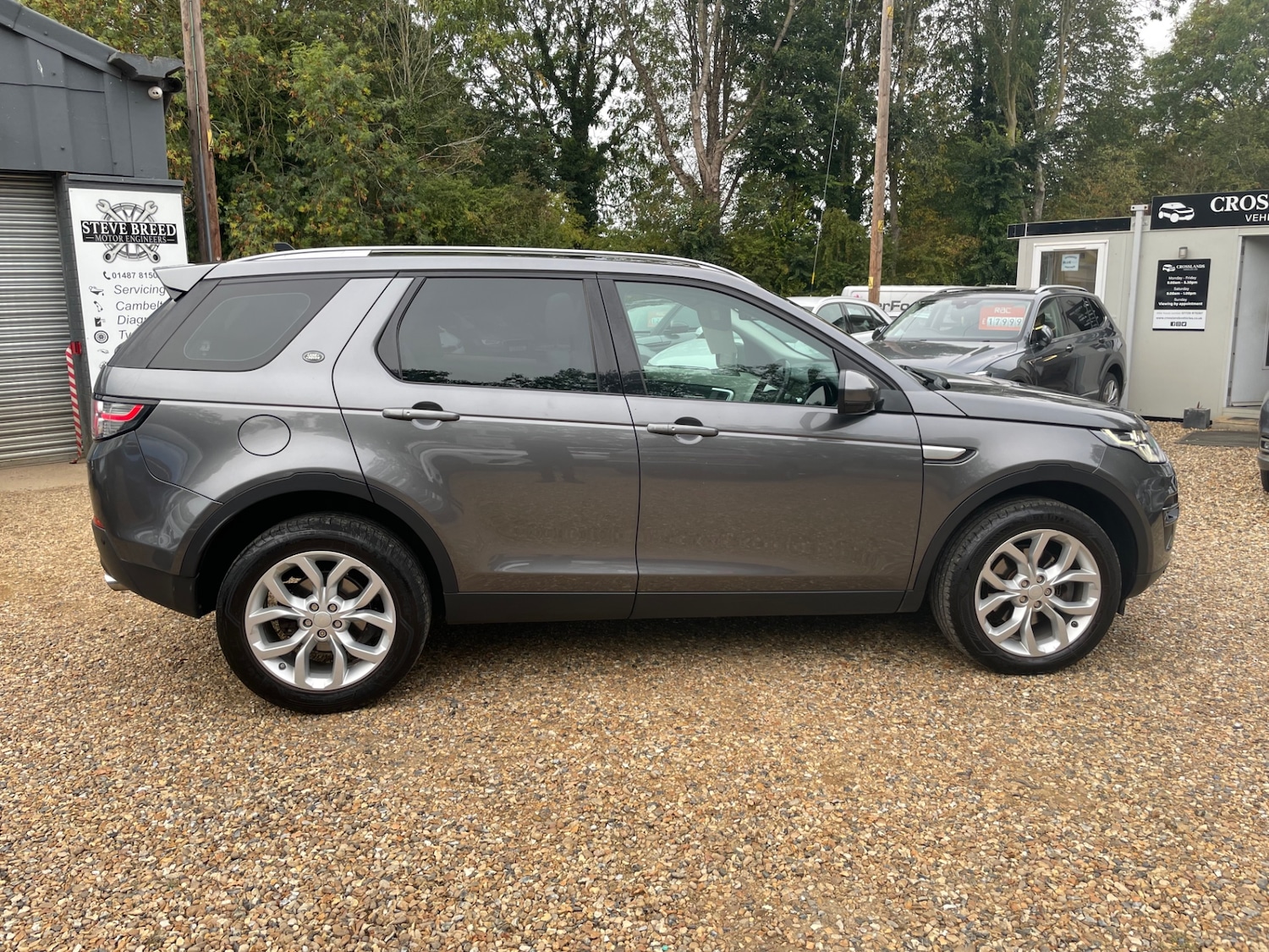 Used Land Rover Discovery Sport 2015 for sale - 76088477: Photo 16