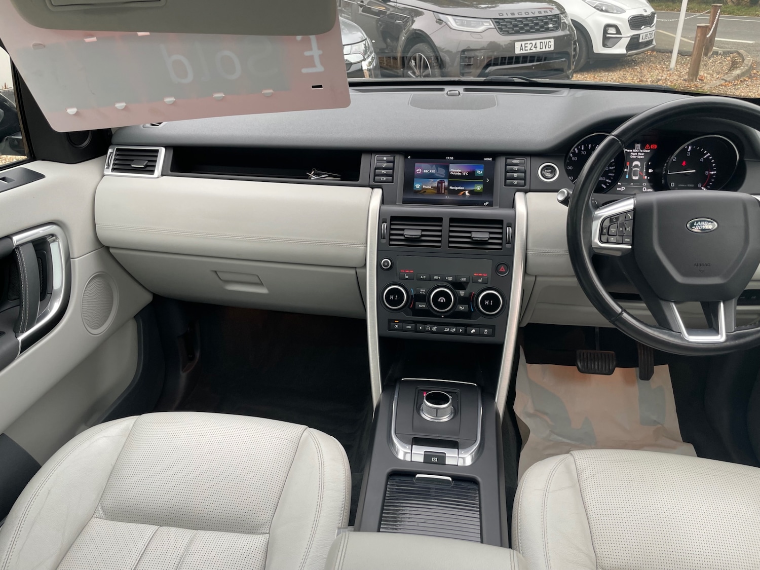 Used Land Rover Discovery Sport 2015 for sale - 76088477: Photo 18