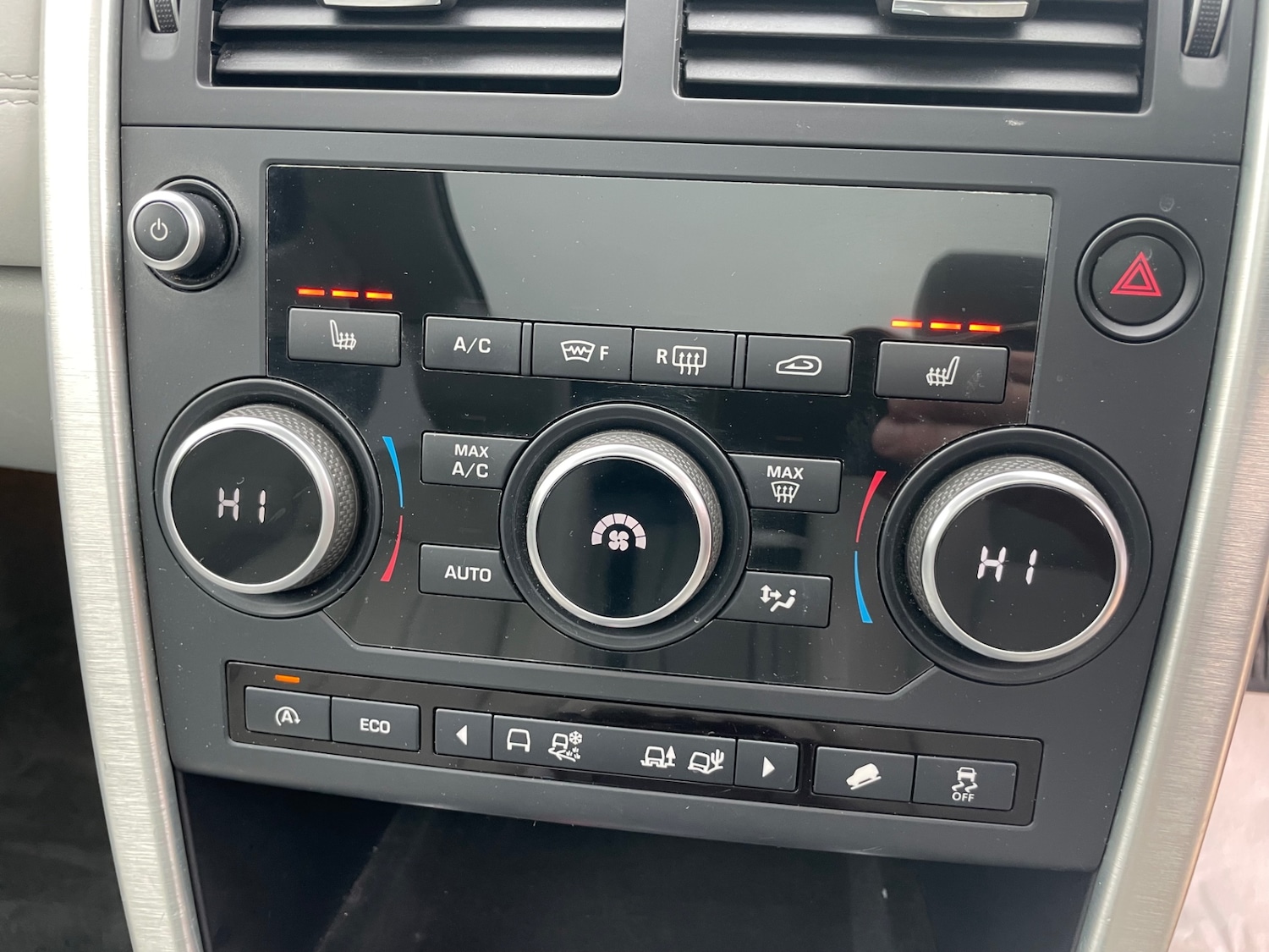 Used Land Rover Discovery Sport 2015 for sale - 76088477: Photo 26
