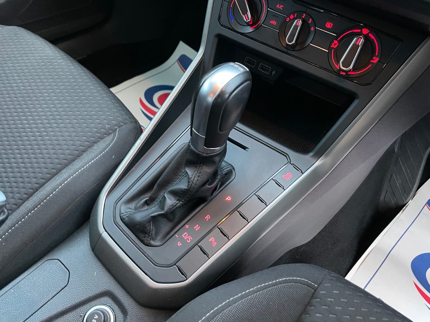 Used Volkswagen Polo 2018 for sale - 76858744: Photo 24