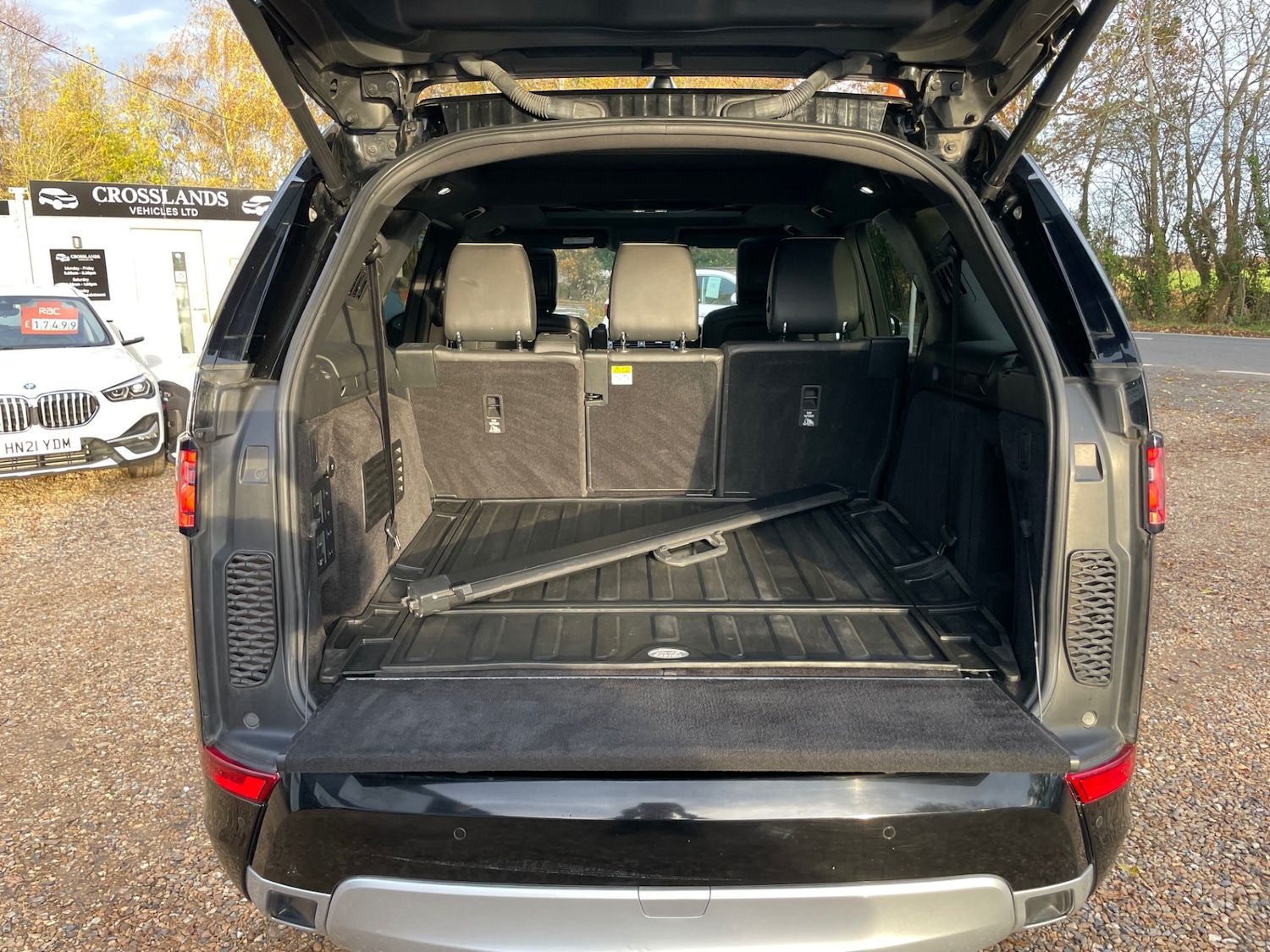 Used Land Rover Discovery 2018 for sale - 76480047: Photo 18