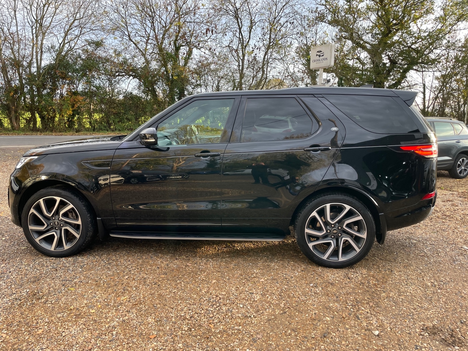 Used Land Rover Discovery 2018 for sale - 76480047: Photo 5