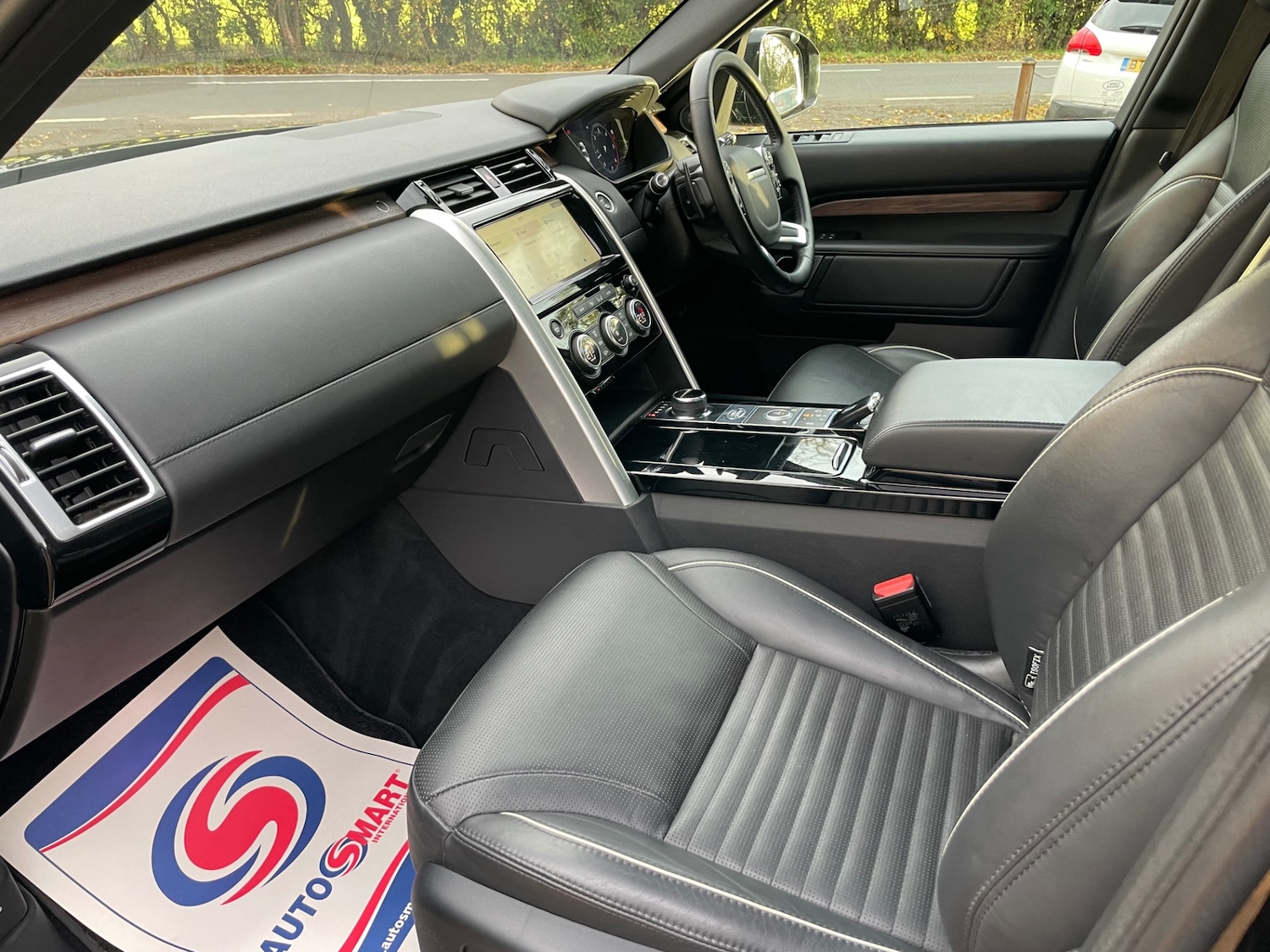 Used Land Rover Discovery 2018 for sale - 76480047: Photo 7