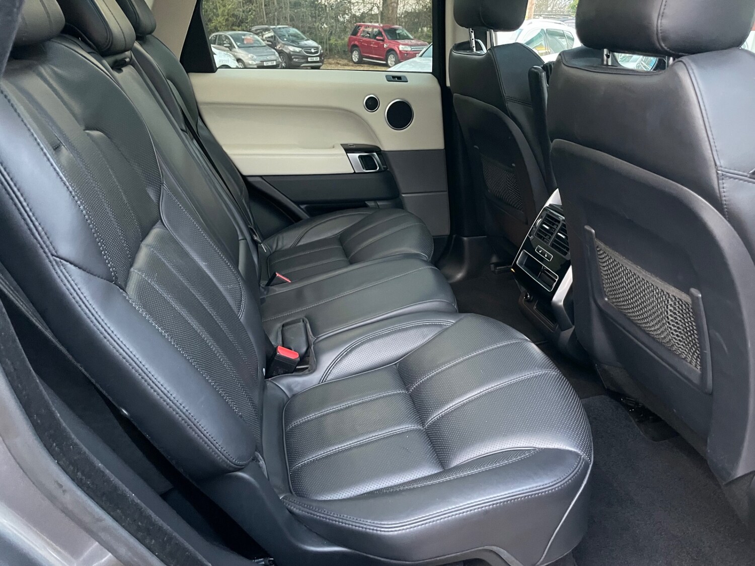 Used Land Rover Range Rover Sport 2015 for sale - 76588772: Photo 18