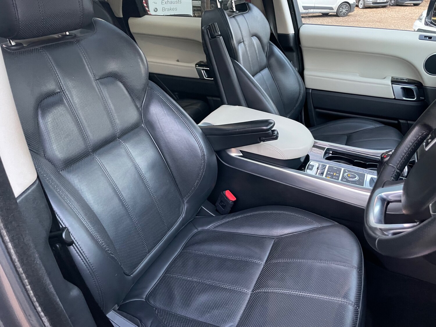 Used Land Rover Range Rover Sport 2015 for sale - 76588772: Photo 28