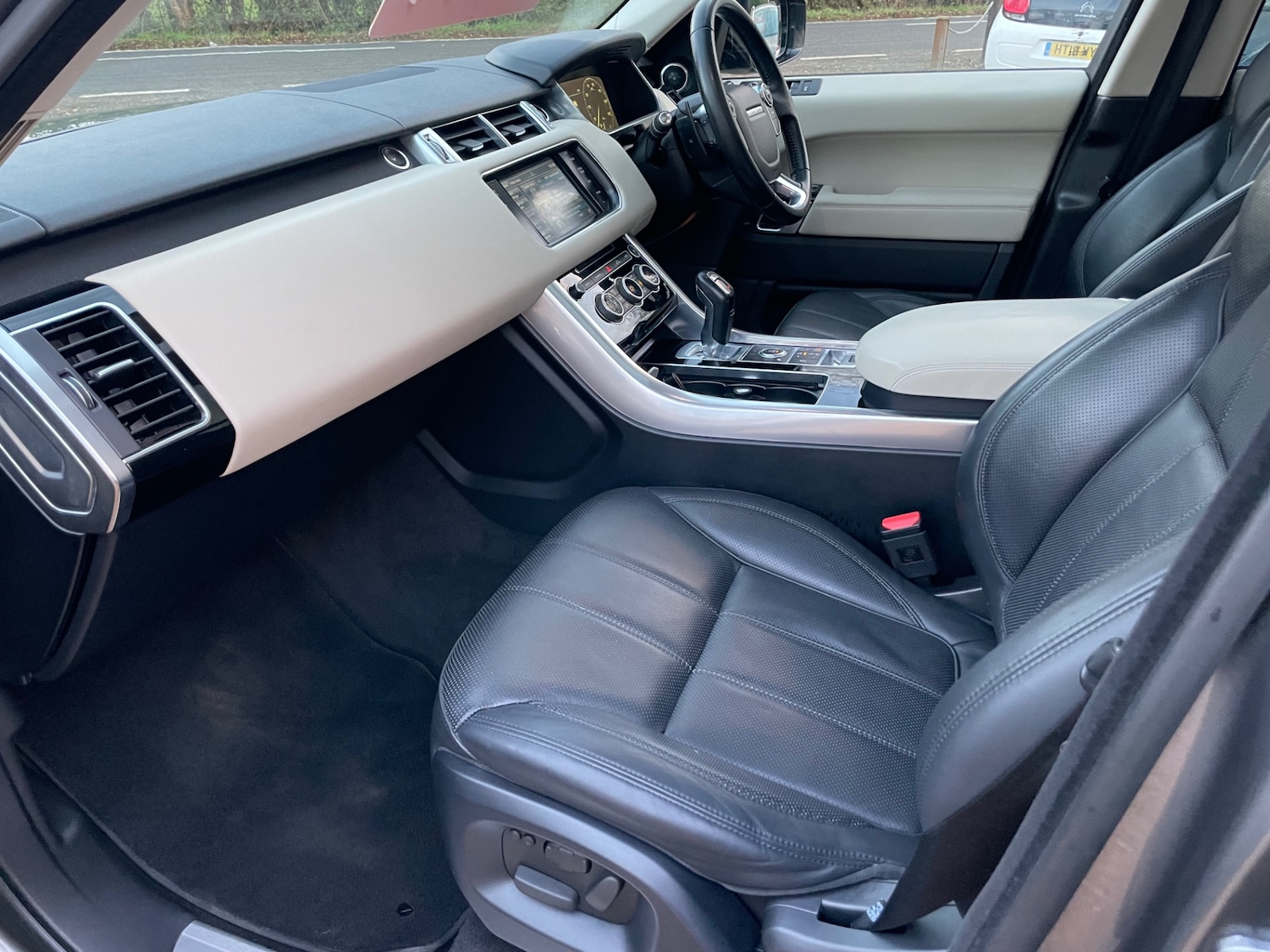 Used Land Rover Range Rover Sport 2015 for sale - 76588772: Photo 7