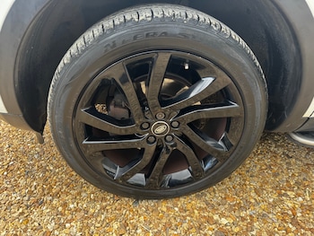 Used Land Rover Discovery Sport 2015 for sale - 78596876: Photo