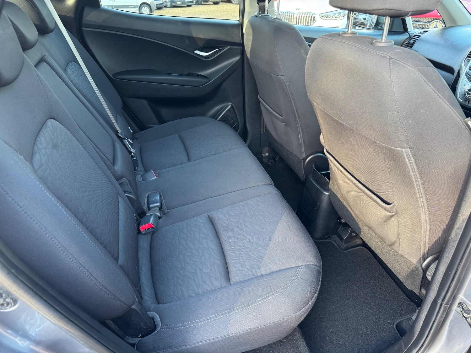 Used Hyundai Ix20 2012 for sale - 77352244: Photo 15