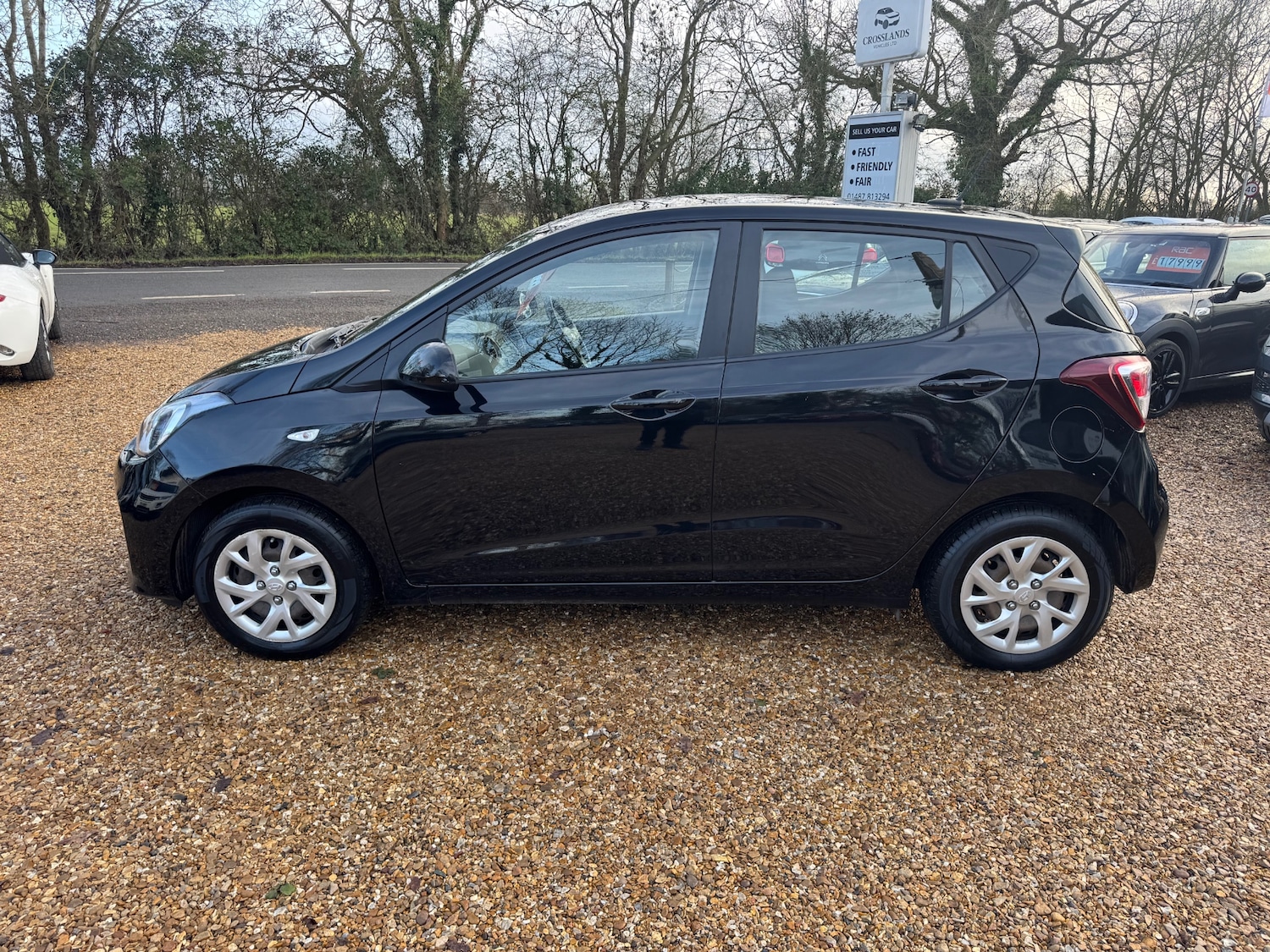 Used Hyundai i10 2017 for sale - 77519584: Photo 4