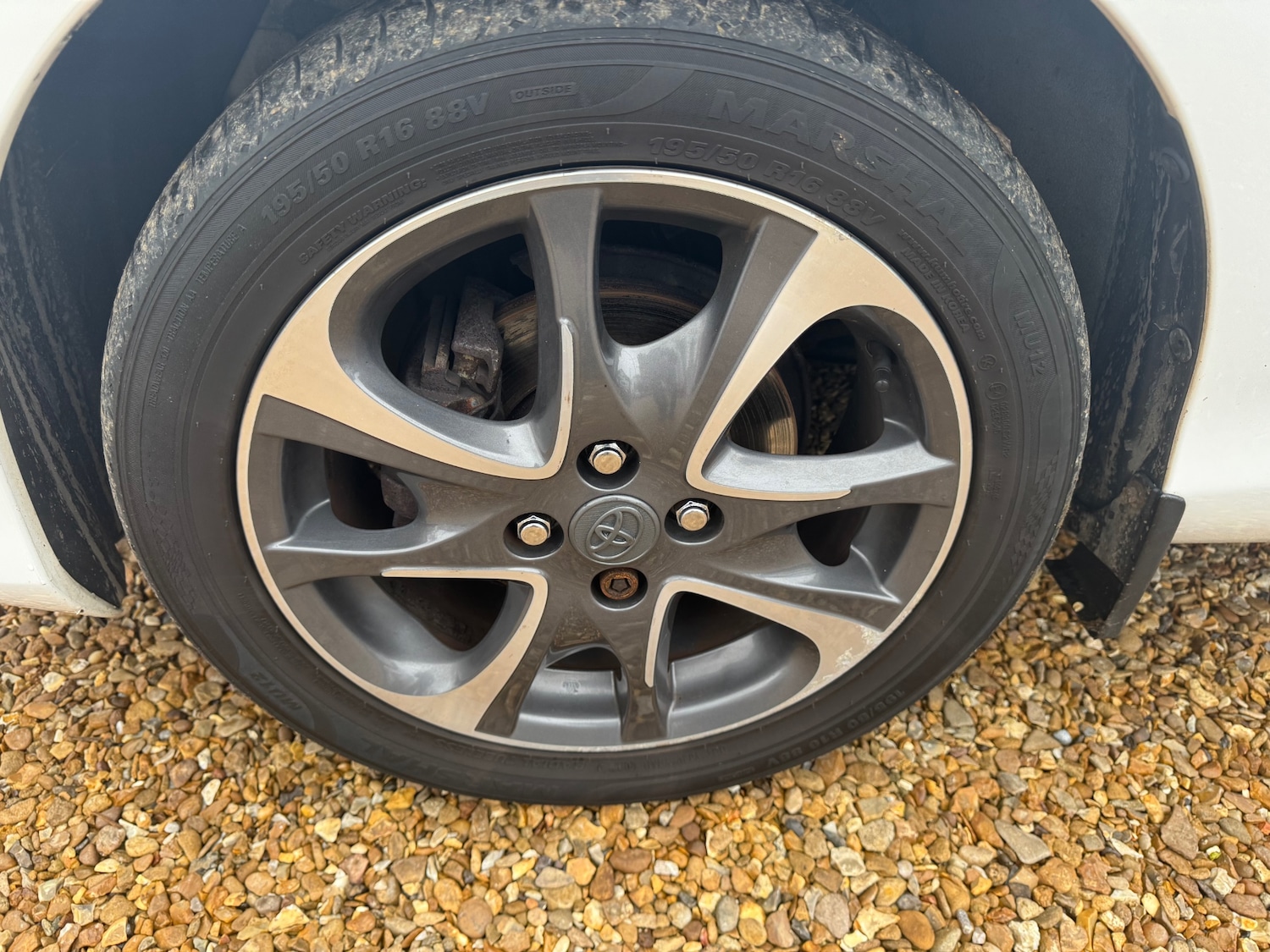 Used Toyota Yaris 2013 for sale - 77531921: Photo 4