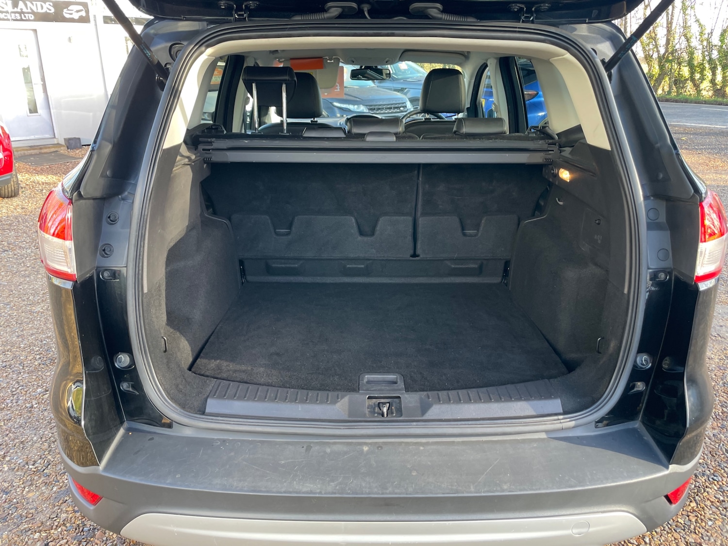 Used Ford Kuga 2015 for sale - 76735709: Photo 11