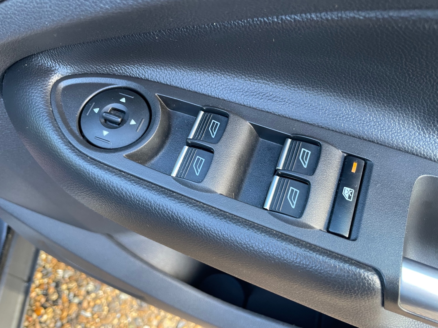 Used Ford Kuga 2015 for sale - 76735709: Photo 19