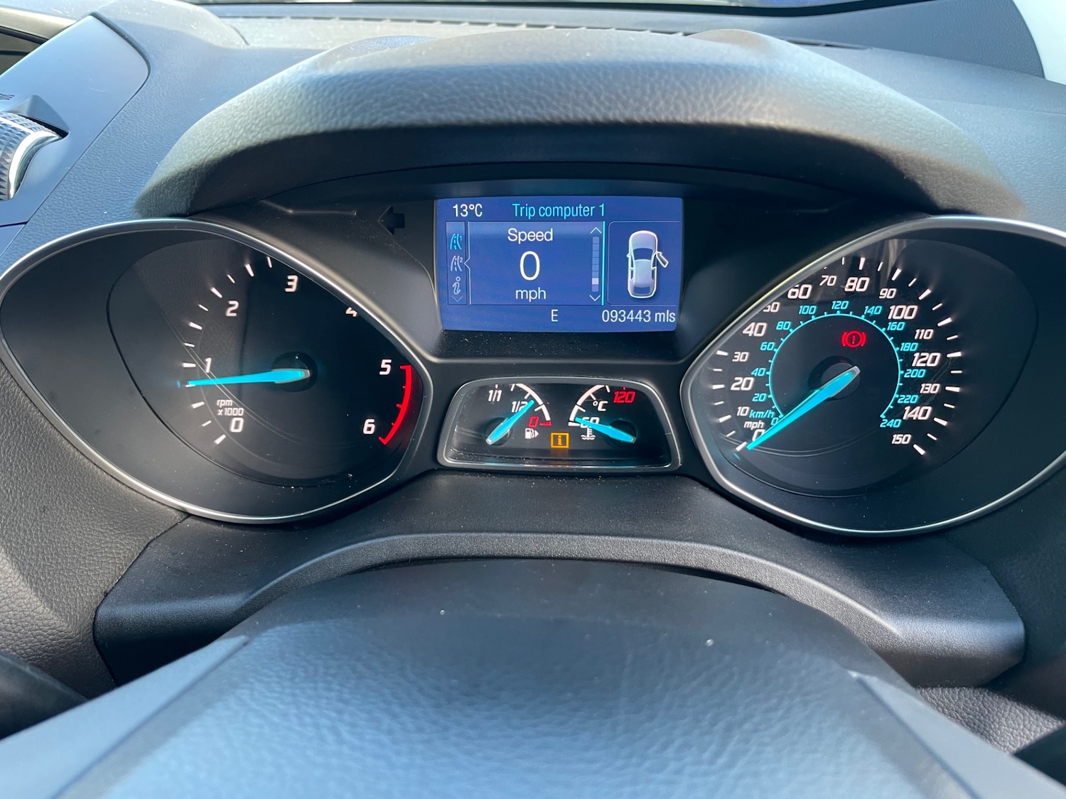 Used Ford Kuga 2015 for sale - 76735709: Photo 22