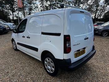 Used Peugeot Partner 2018 for sale - 79785910: Photo