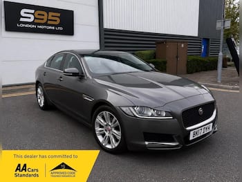 Used Jaguar XF 2017 for sale - 79793945: Photo