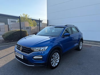 Used Volkswagen T-Roc 2019 for sale - 79793546: Photo