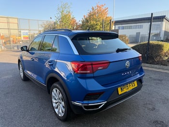 Used Volkswagen T-Roc 2019 for sale - 79793546: Photo