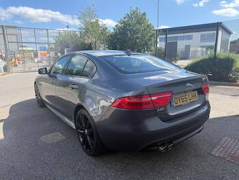 Used Jaguar XE 2015 for sale - 79794352: Photo
