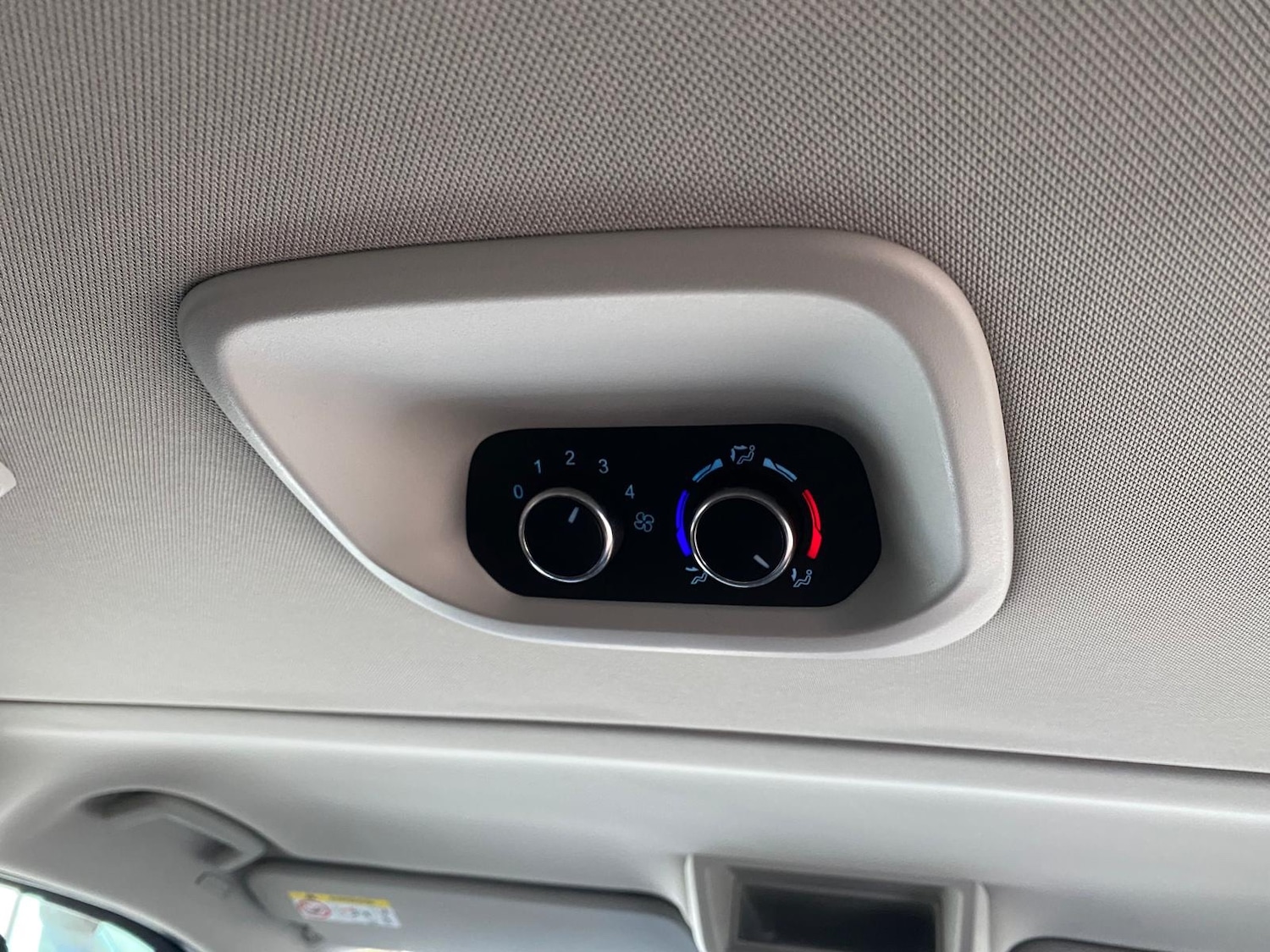 Used Ford Tourneo Custom 2020 for sale - 77225328: Photo 25