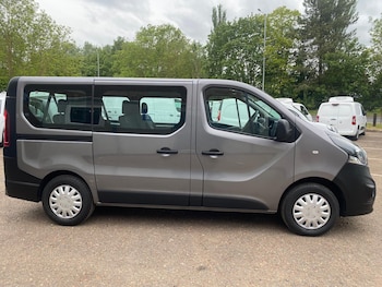 Used Vauxhall Vivaro 2017 for sale - 78621261: Photo
