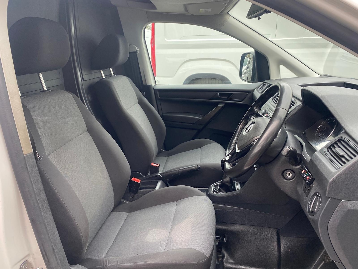 Used Volkswagen Caddy 2018 for sale - 77337859: Photo 10