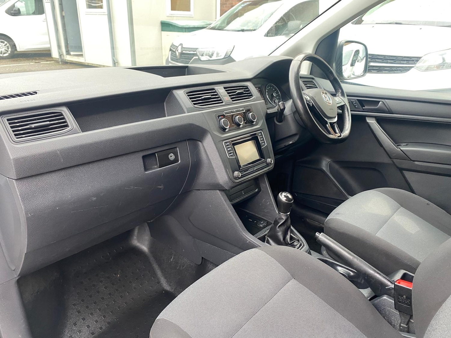 Used Volkswagen Caddy 2018 for sale - 77337859: Photo 14