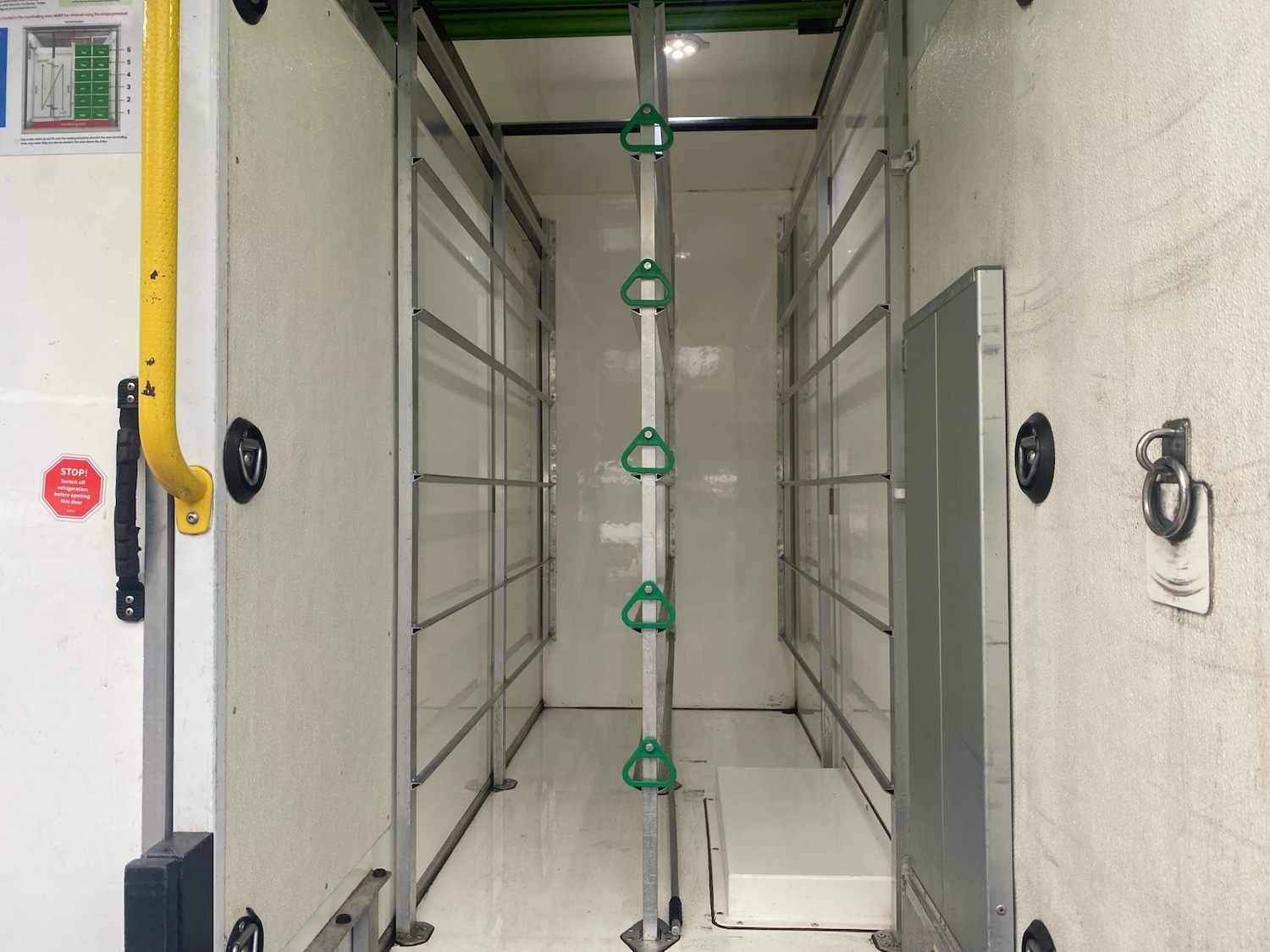 Used Mercedes-Benz Sprinter 2017 for sale - 76611235: Photo 9