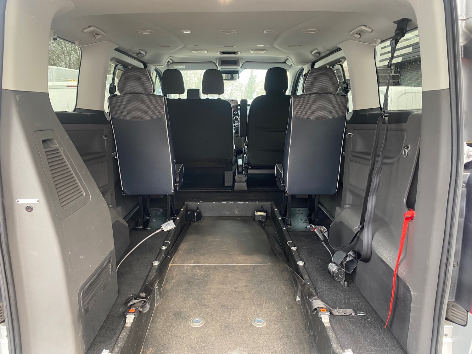 Used Ford Tourneo Custom 2018 for sale - 77283405: Photo 10