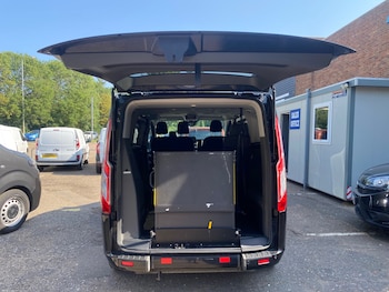 Used Ford Tourneo Custom 2020 for sale - 79217731: Photo