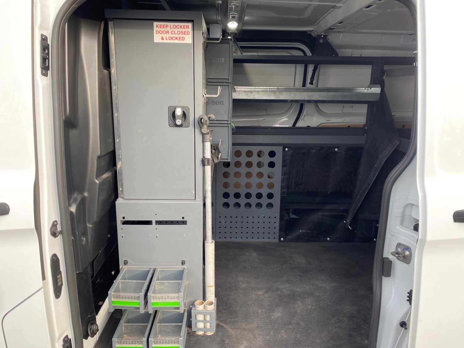 Used Ford Transit Custom 2020 for sale - 77888266: Photo 8