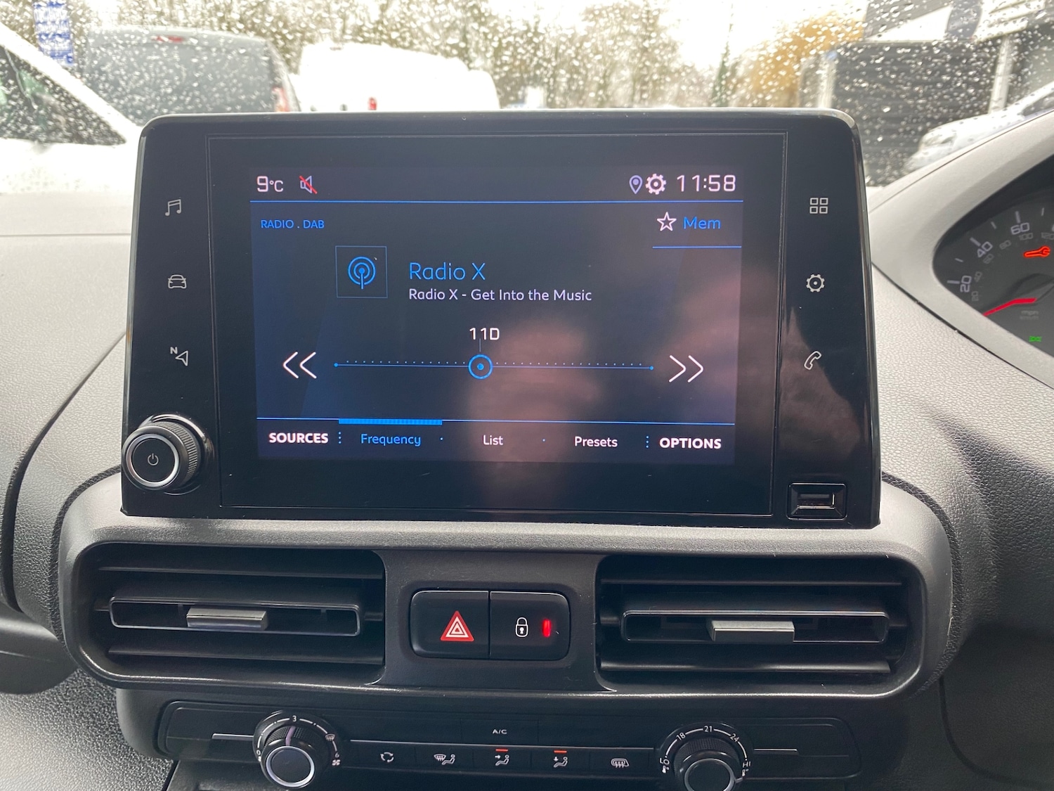 Used Peugeot Partner 2021 for sale - 77283389: Photo 4